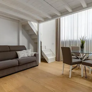 Charming Loft Fashion & Design Tortona District , Milano Italia